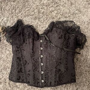 XL amazon corset